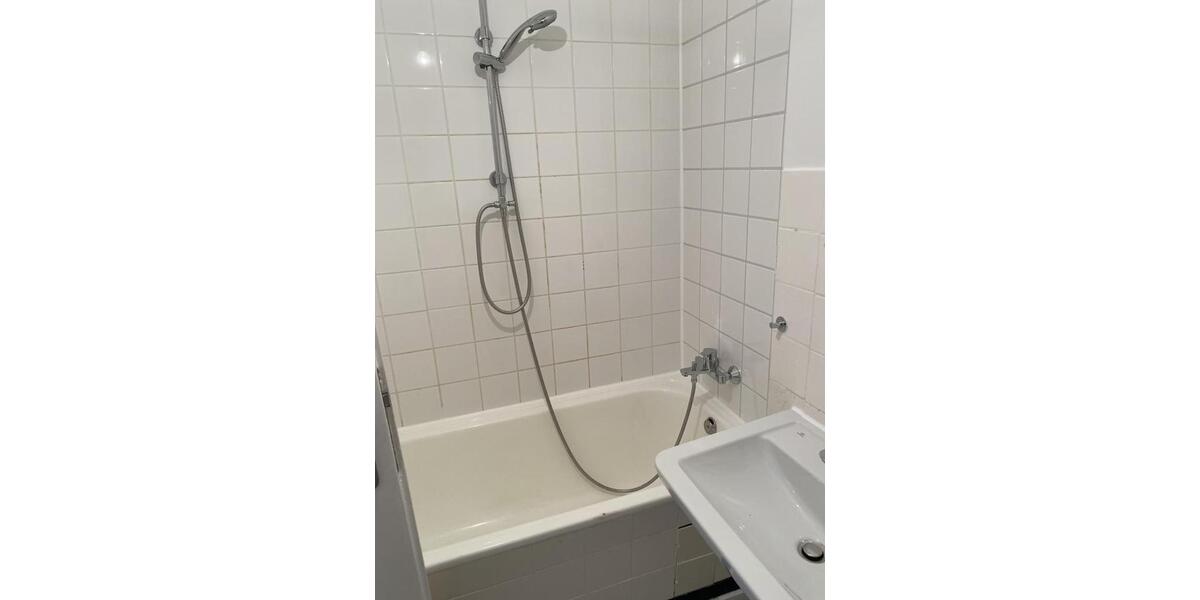 Etagenwohnung Velbert Velbert-Mitte - 3 Zimmer, 83 m&sup2;, 579&euro; | Angebot:25995647