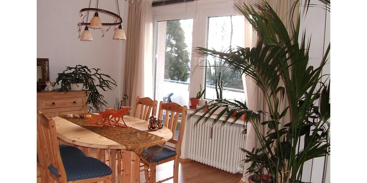 Etagenwohnung Wermelskirchen - 3 Zimmer, 81 m&sup2;, 700&euro; | Angebot:25903116