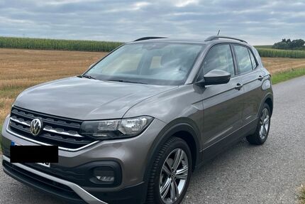 VW T-Cross 106.000 km 13.800 € Düsseldorf 40472