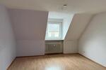 Dachgeschoßwohnung Pulheim - 3 Zimmer, 85 m&sup2;, 830&euro; | Angebot:25755281