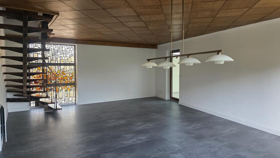 Maisonettenwohnung Langenfeld (Rheinland) - 5 Zimmer, 136 m&sup2;, 1.900&euro; | Angebot:27593397