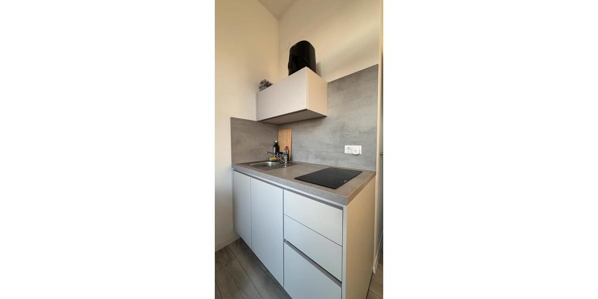 Etagenwohnung Düsseldorf Flingern Süd - 1 Zimmer, 16 m&sup2;, 650&euro; | Angebot:24662492