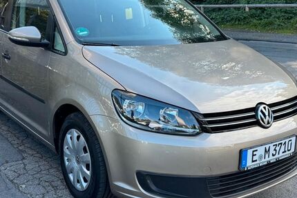 VW Touran 158.000 km 7.700 € Essen 45138