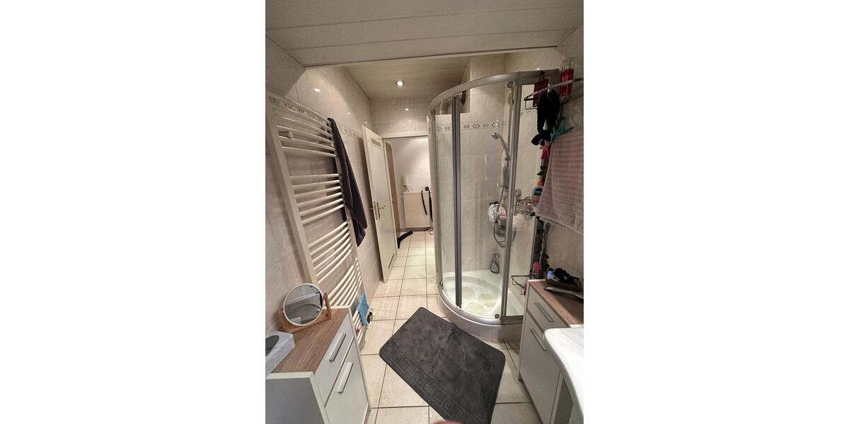 Hochparterre Solingen - 2 Zimmer, 58 m&sup2;, 136.000&euro; | Angebot:26447281