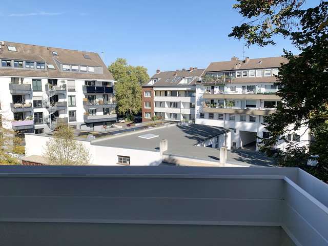 Etagenwohnung Düsseldorf Derendorf - 3 Zimmer, 87 m&sup2;, 1.050&euro; | Angebot:27653962