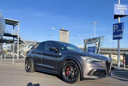 Alfa Romeo Stelvio 135.000 km 44.000 &euro; Köln 51103