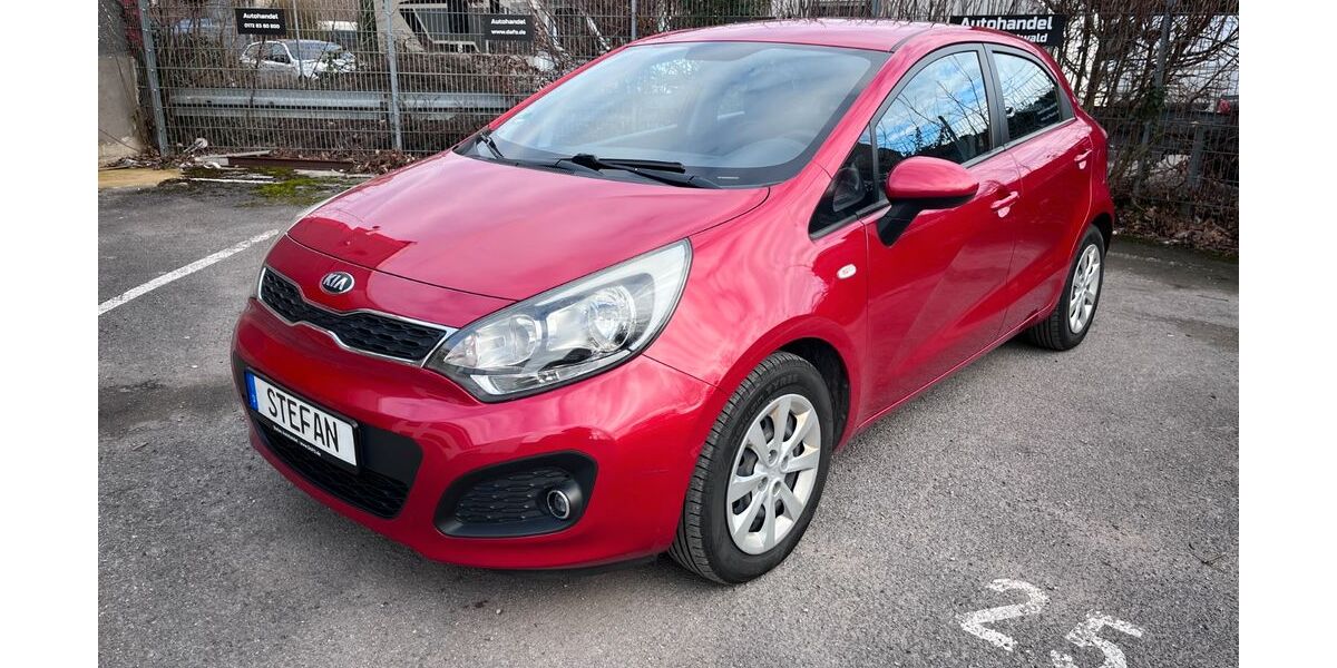 Kia Rio 136.000 km 5.600 &euro; Neuss 41472