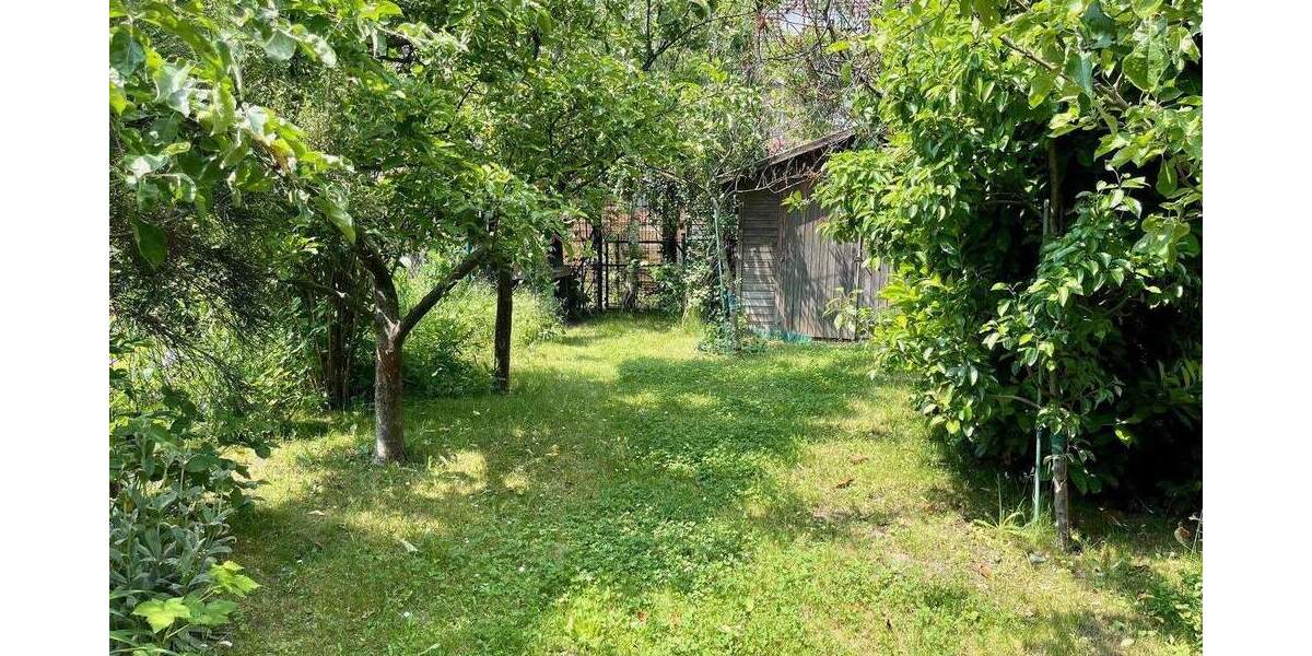 Reihenmittelhaus Köln Ossendorf - 4 Zimmer, 145 m&sup2;, 2.750&euro; | Angebot:24736531