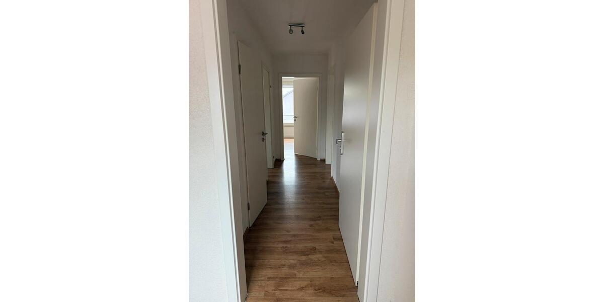 Dachgeschoßwohnung Leverkusen Bergisch Neukirchen - 3 Zimmer, 56 m&sup2;, 450&euro; | Angebot:26635736