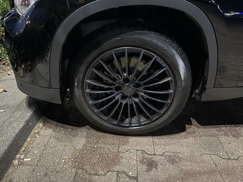 BMW X1 205.000 km 9.999 € Düsseldorf 40213