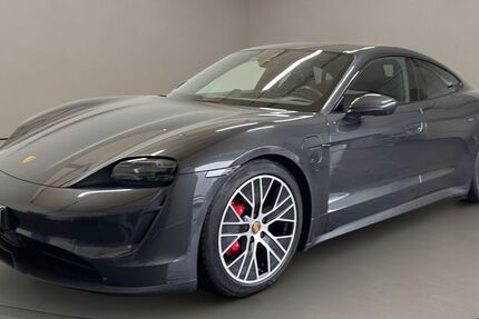 Porsche Taycan 22.136 km 69.900 &euro; Köln 50823