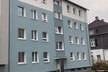 Langenberg: 3-Zi.-Whg. mit Tageslichtbad und Balkon, Übergabe ohne Oberboden zimmer