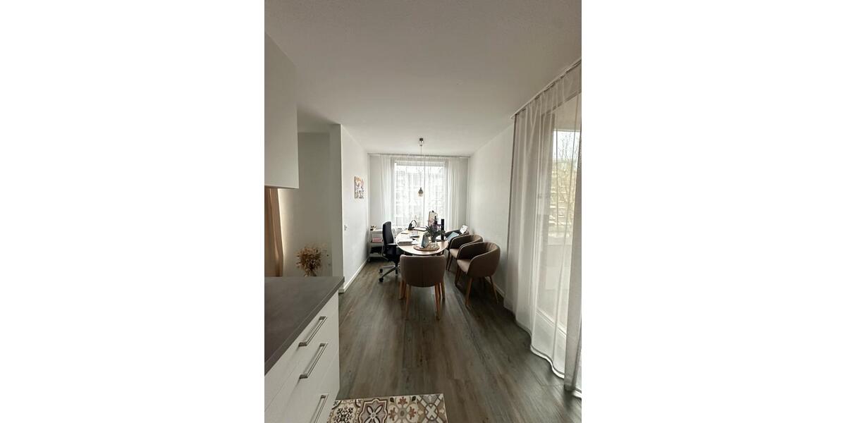 Etagenwohnung Köln Nippes - 2 Zimmer, 72 m&sup2;, 1.750&euro; | Angebot:26616642