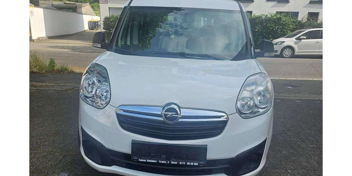 Opel Combo 135.000 km 6.300 &euro; Hilden 40721