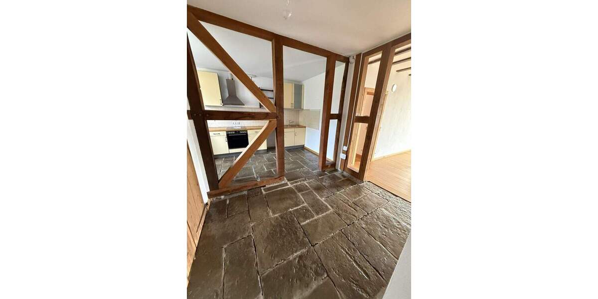 Reihenendhaus Lindlar Linde - 6 Zimmer, 225 m&sup2;, 1.900&euro; | Angebot:23880348