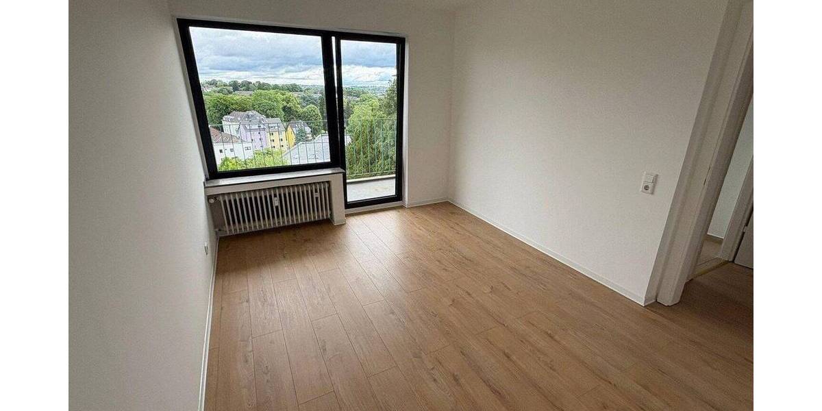 Etagenwohnung Solingen Solingen-Mitte - 2 Zimmer, 65 m&sup2;, 700&euro; | Angebot:26916760