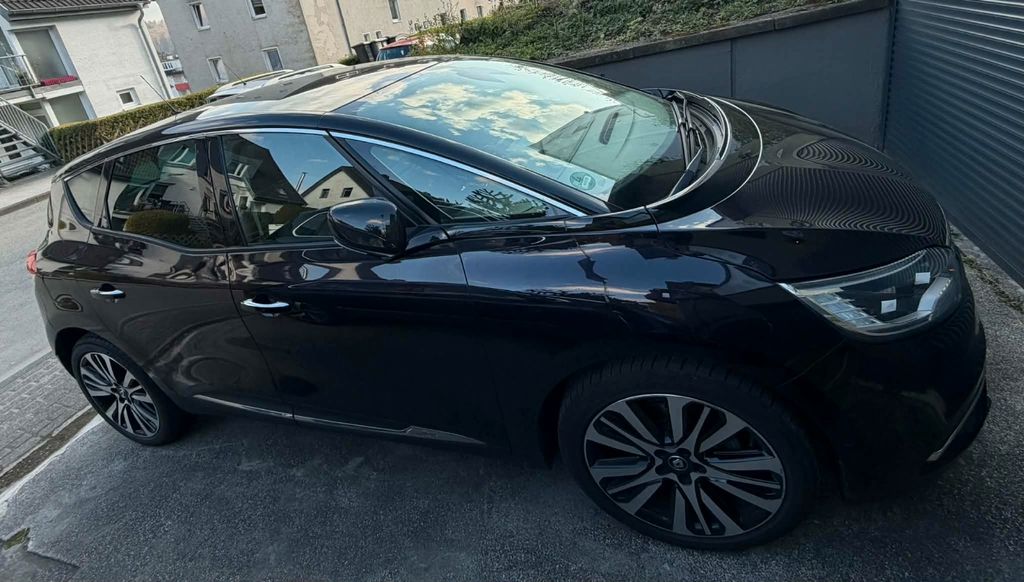 Renault Scenic 32.650 km 11.500 &euro; Wuppertal 42289