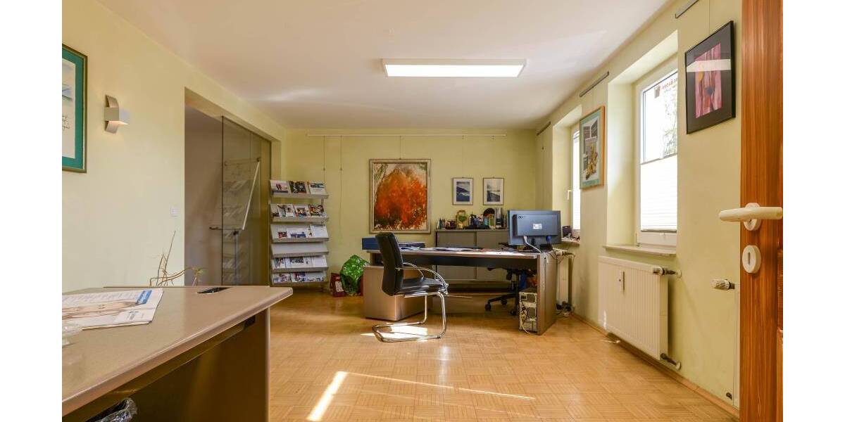 Gewerbeobjekt Leverkusen Schlebusch - 4 Zimmer, 125 m&sup2;, 349.000&euro; | Angebot:25704491