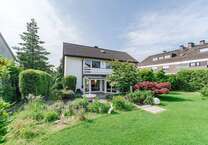 Haus zum Kaufen in Essen Heisingen 1.190.000 € 322.09 m²