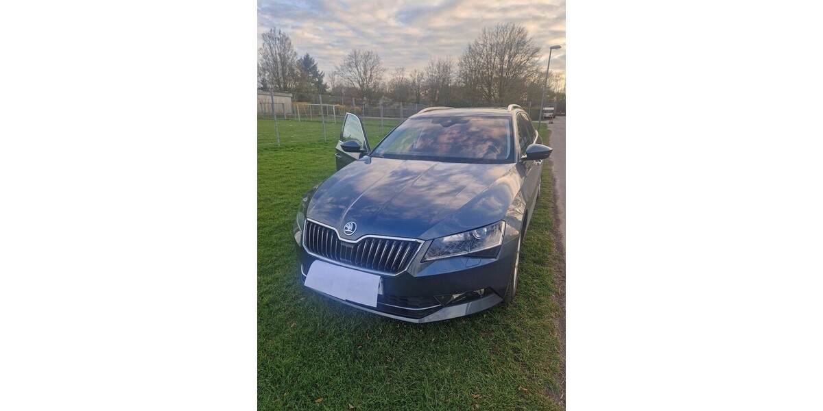Skoda Superb 84.616 km 18.800 &euro; Köln 50667