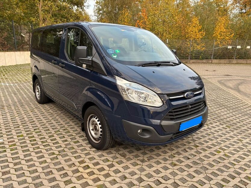 Ford Transit Custom 212.000 km 9.900 € Essen 45133