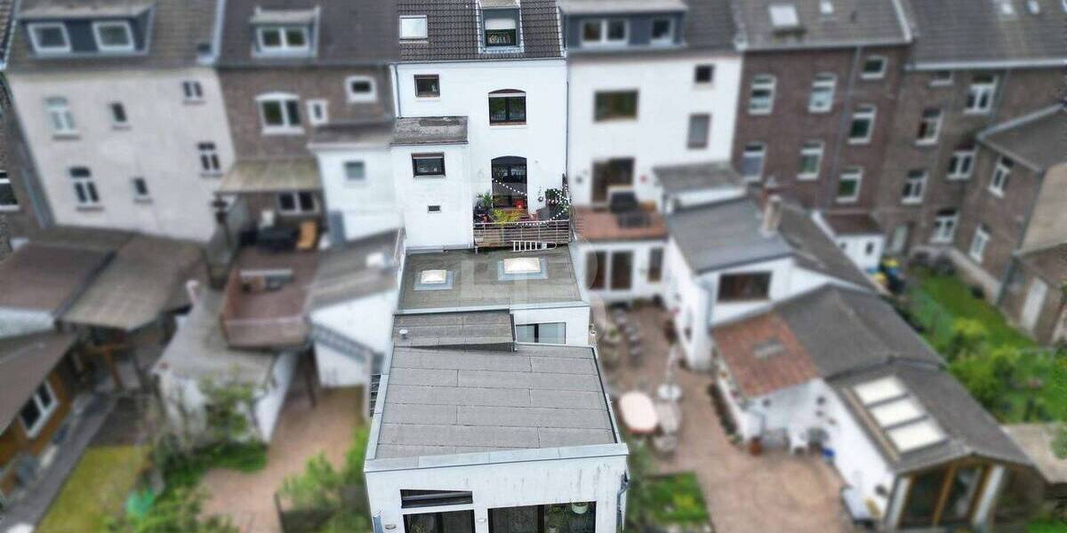 Mehrfamilienhaus, Wohnhaus Köln Flittard - 7 Zimmer, 220 m&sup2;, 759.000&euro; | Angebot:26452506