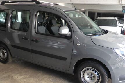 Mercedes-Benz Citan 65.000 km 12.999 &euro; Düsseldorf 40223