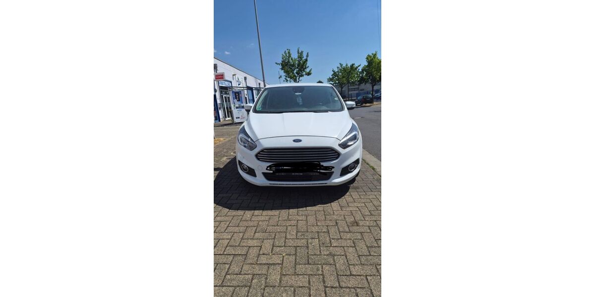 Ford S-Max 312.000 km 7.950 &euro; Köln 50767