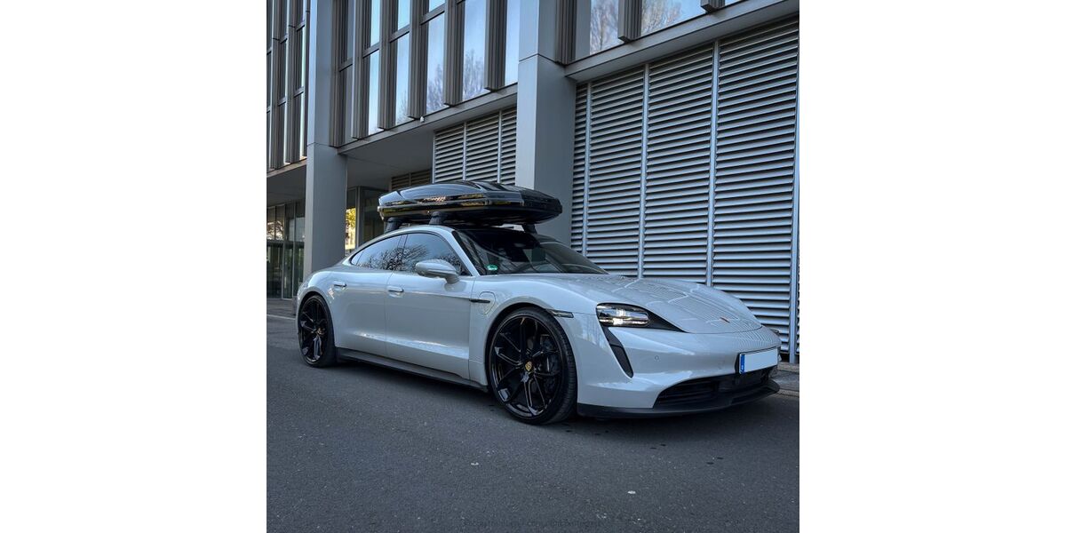 Porsche Taycan 78.000 km 61.499 &euro; Düsseldorf 40231
