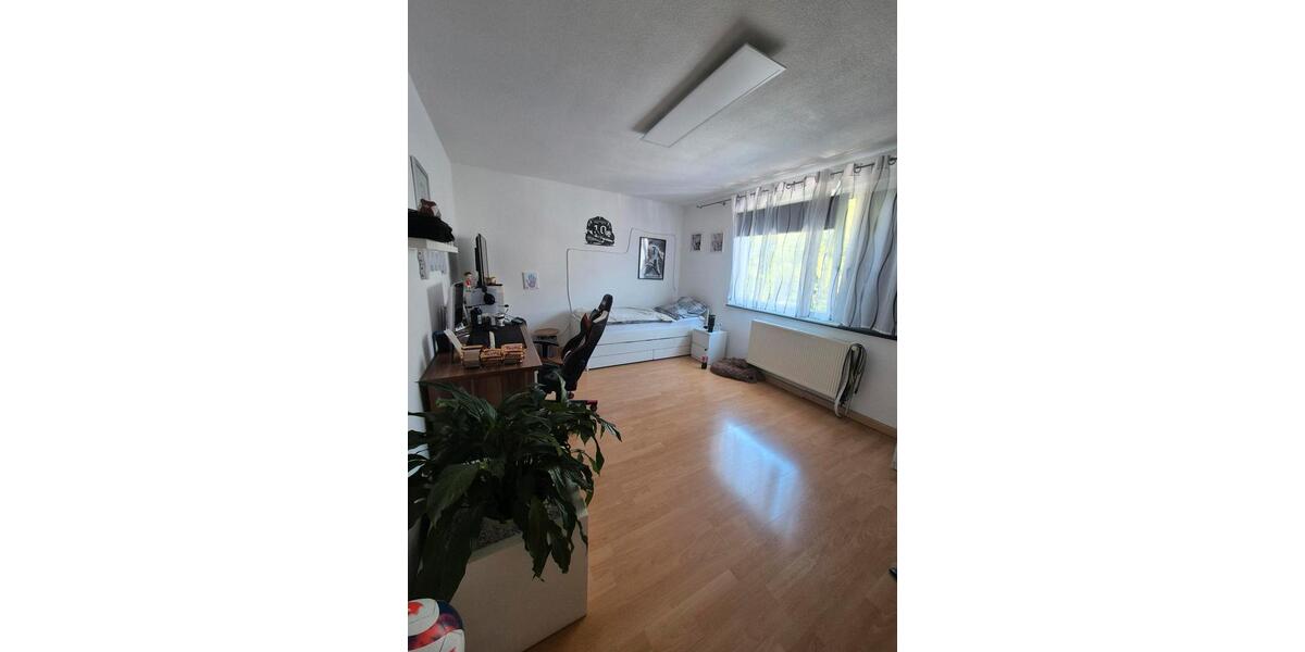 Etagenwohnung Wuppertal Gemarkung Langerfeld - 4 Zimmer, 135 m&sup2;, 265.000&euro; | Angebot:26638228