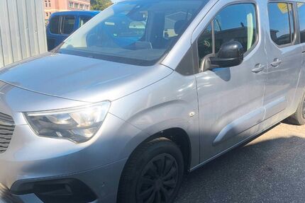 Opel Combo Life 63.400 km 14.450 &euro; Solingen 42657