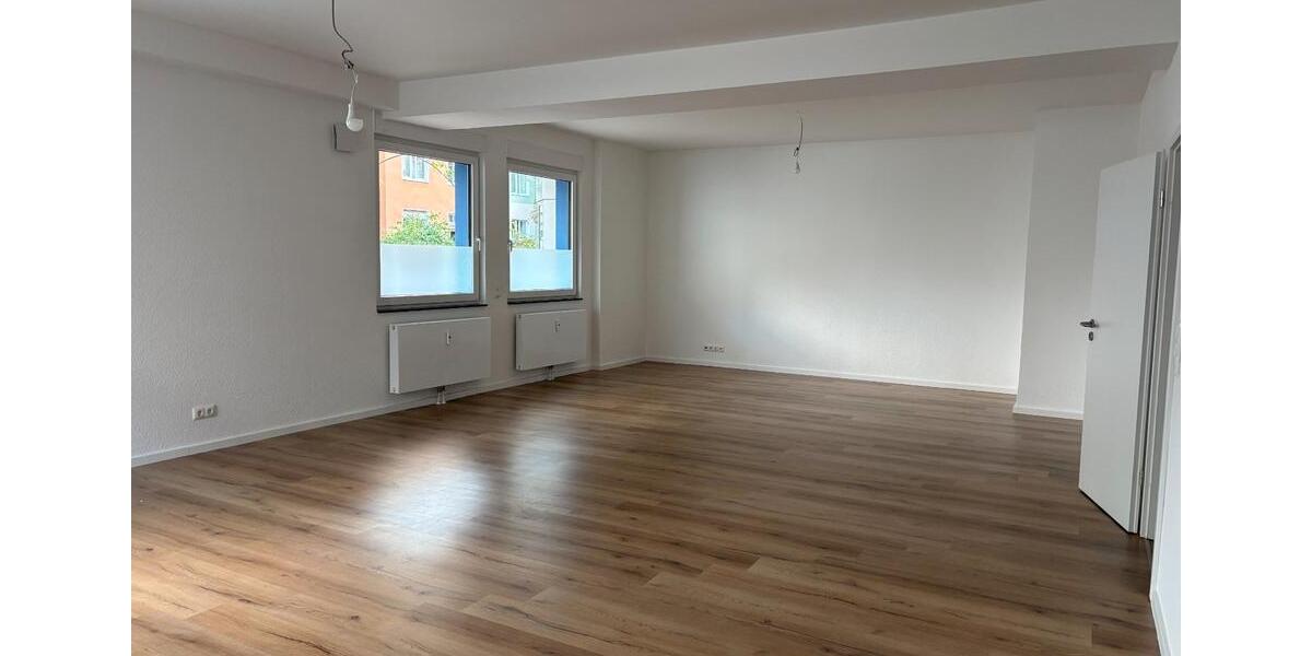 Erdgeschoßwohnung Düsseldorf Düsseltal - 4.5 Zimmer, 185 m&sup2;, 1.950&euro; | Angebot:27626434