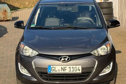 Hyundai i20 130.000 km 5.950 &euro; Wermelskirchen 42929