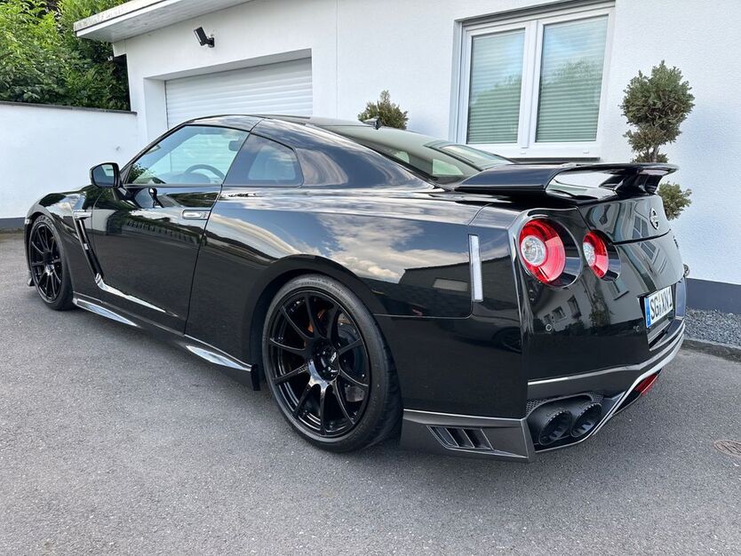 GT-R