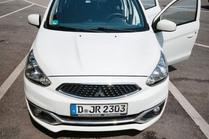 Mitsubishi Space Star 70.000 km 5.400 &euro; Düsseldorf 40589