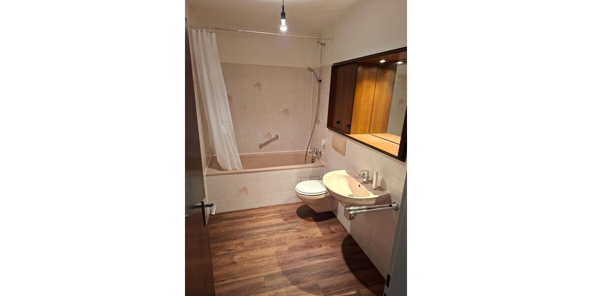 Etagenwohnung Hilden Kalstert - 2 Zimmer, 57 m&sup2;, 570&euro; | Angebot:27617834