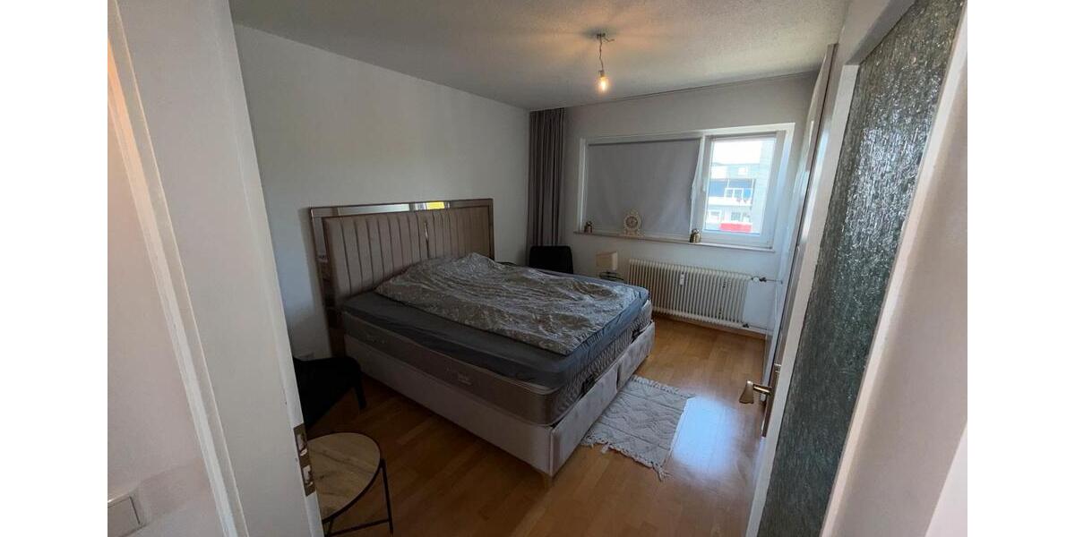 Dachgeschoßwohnung Leverkusen Bergisch Neukirchen - 3 Zimmer, 80 m&sup2;, 850&euro; | Angebot:26447996