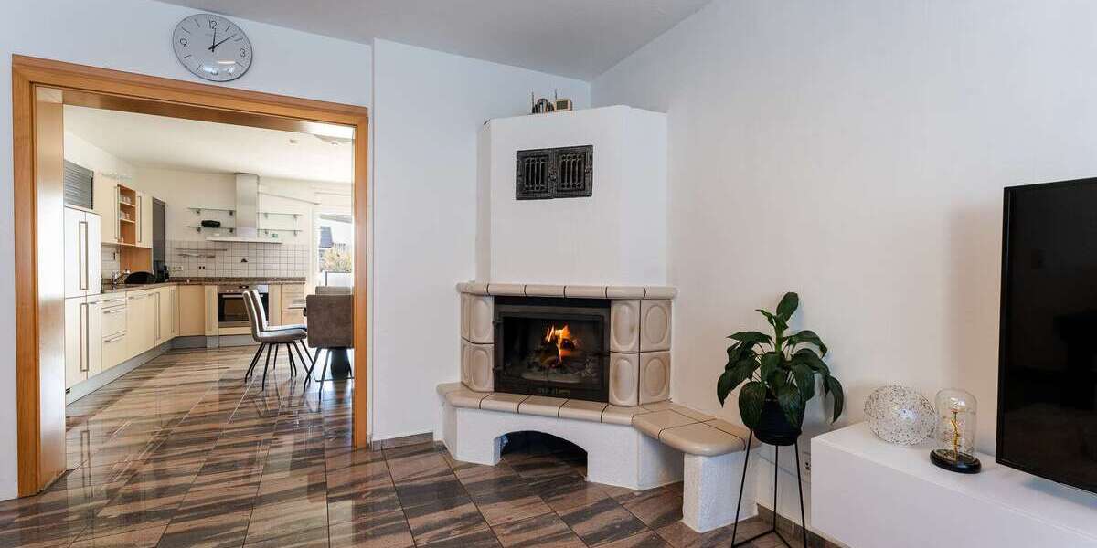 Etagenwohnung Leverkusen Alkenrath - 4 Zimmer, 112 m&sup2;, 306.000&euro; | Angebot:21604120