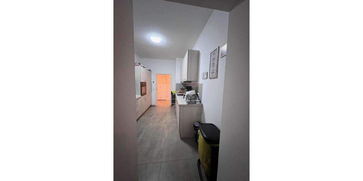 Etagenwohnung Hattingen - 5 Zimmer, 125 m&sup2;, 1.250&euro; | Angebot:24344944