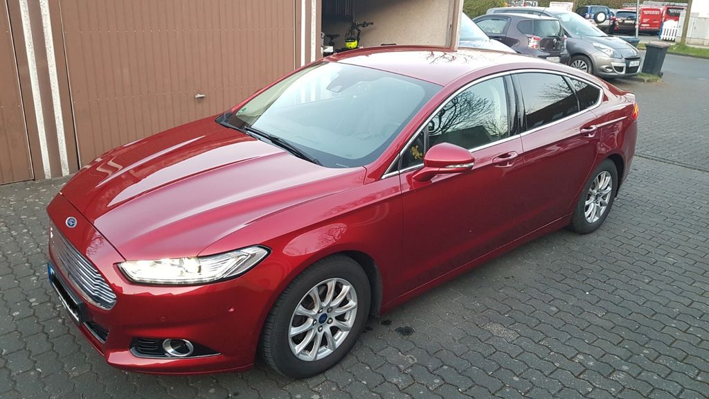 Ford Mondeo 100.500 km 13.700 &euro; Köln 50765