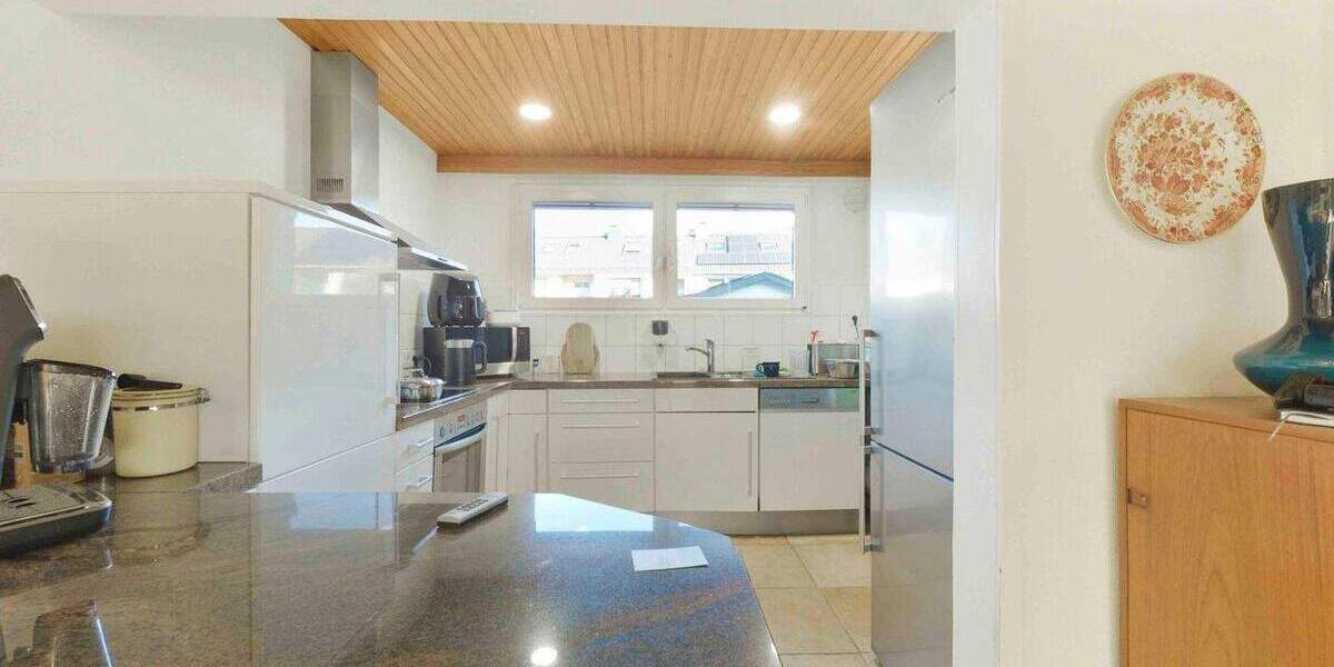 Reihenmittelhaus Leverkusen Rheindorf - 5 Zimmer, 121 m&sup2;, 398.000&euro; | Angebot:24700067