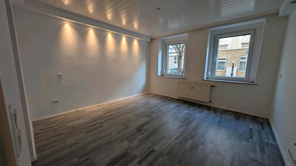 Erdgeschoßwohnung Düsseldorf Derendorf - 3 Zimmer, 76 m&sup2;, 1.140&euro; | Angebot:24729825