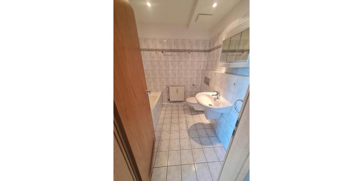 Etagenwohnung Velbert - 1.5 Zimmer, 38 m&sup2;, 119.000&euro; | Angebot:27260051