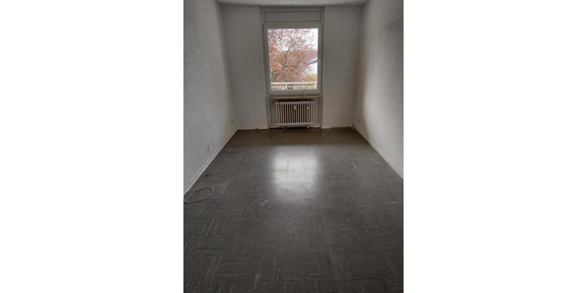 Etagenwohnung Hilden - 3 Zimmer, 75 m&sup2;, 170.000&euro; | Angebot:26022938