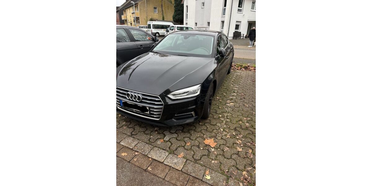 Audi A5 87.000 km 19.999 &euro; Köln 50679