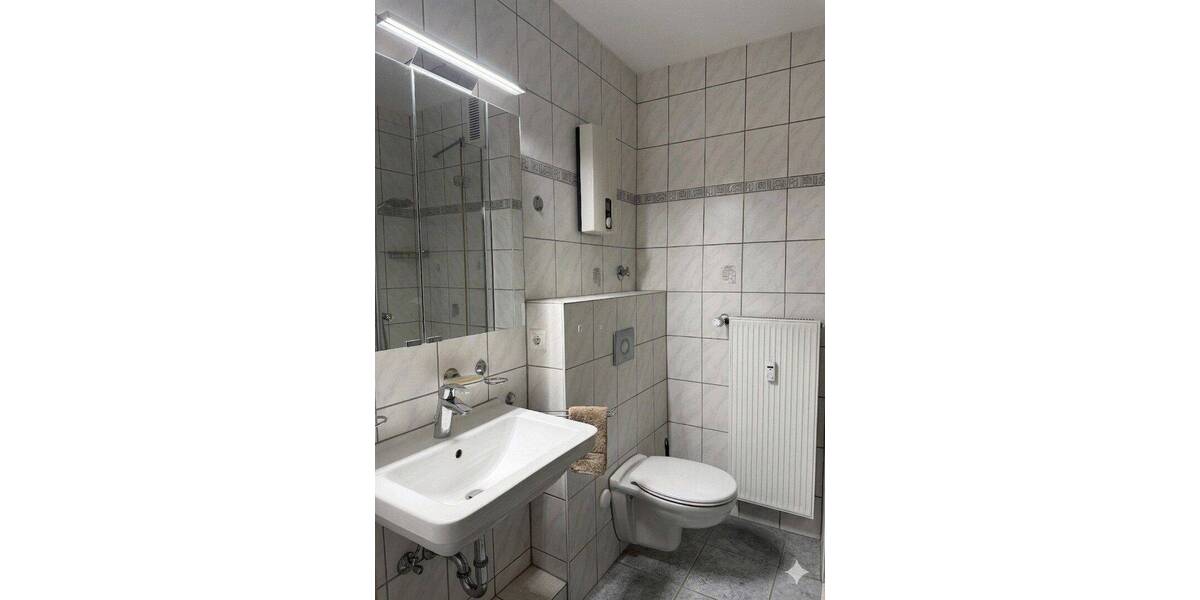 Etagenwohnung Hilden Kalstert - 2 Zimmer, 65 m&sup2;, 1.100&euro; | Angebot:26858205