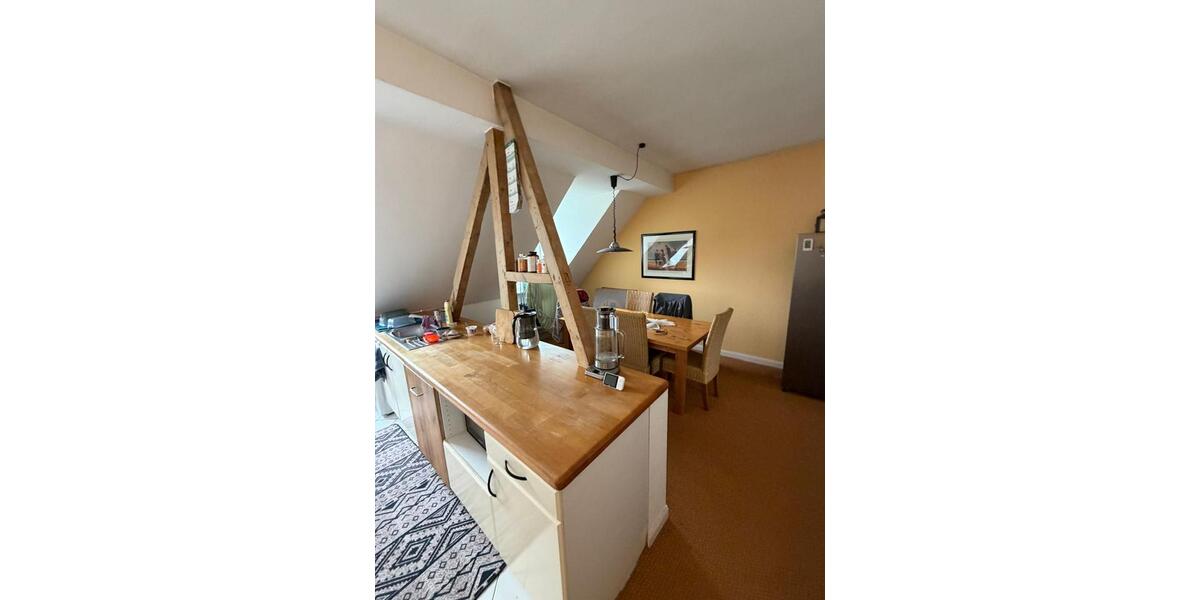 Dachgeschoßwohnung Wuppertal Elberfeld - 4 Zimmer, 100 m&sup2;, 995&euro; | Angebot:26461048