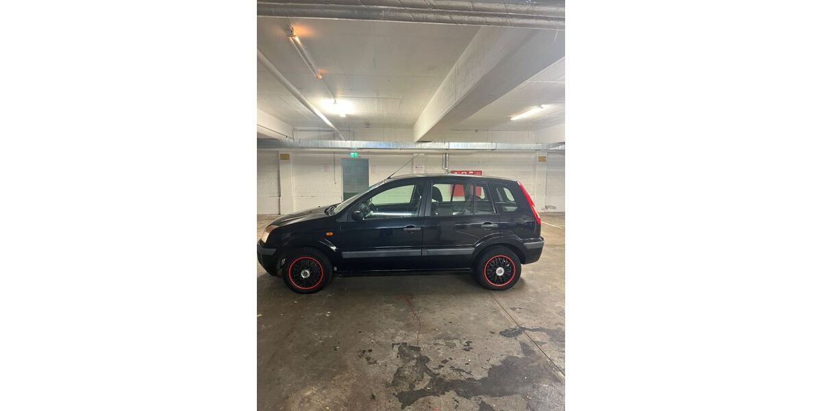 Ford Fusion 128.000 km 3.000 € Köln 50997