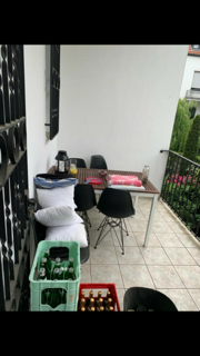 Rarität mit gr. Garten in D.-Oberkassel ! Renovierte 2-3 Z.-Wohnung in bester Lage v. D.-Oberkassel mit Garten - Einbauküche - Keller