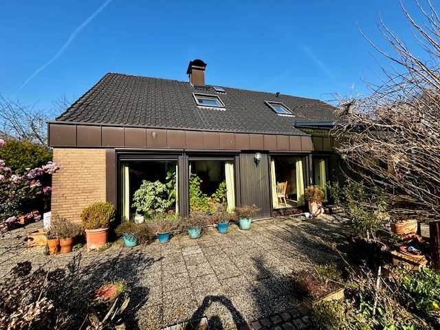 Einfamilienhaus Monheim am Rhein - 7 Zimmer, 201 m&sup2;, 498.000&euro; | Angebot:25971102